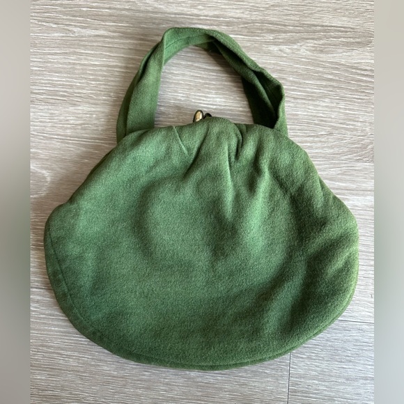 Beautiful Vintage 1960s Green Kisslock Handbag - Picture 7 of 13